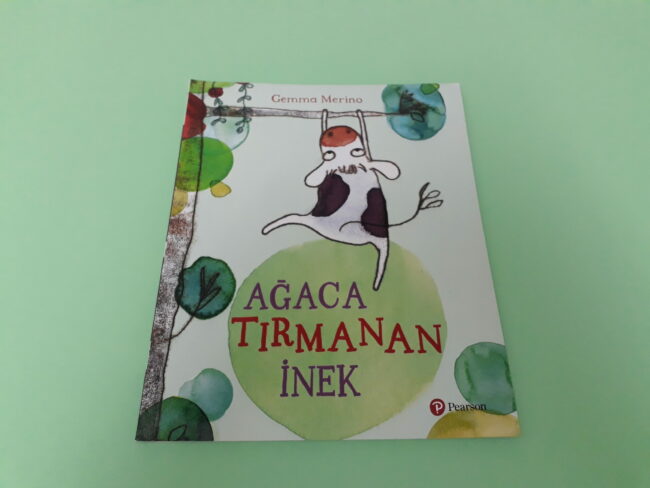 20191229_194323 Ağaca Tırmanan İnek