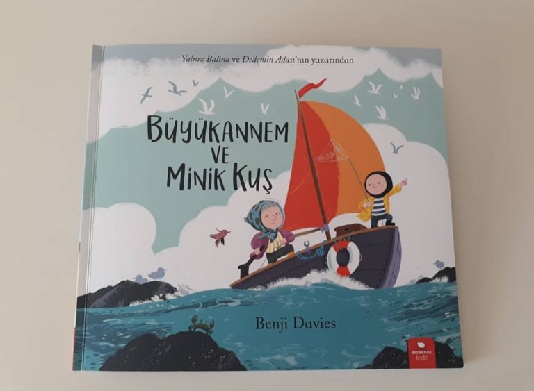 büyükannem ve minik kuş