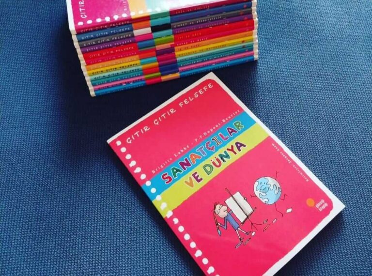 Sanatçılar ve Dünya