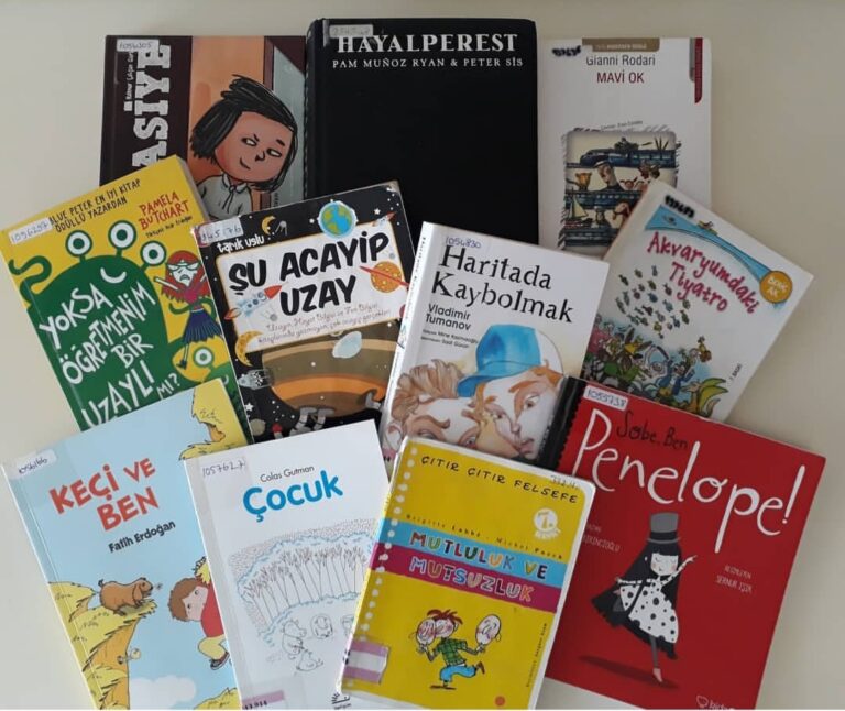 Kütüphane Ziyareti