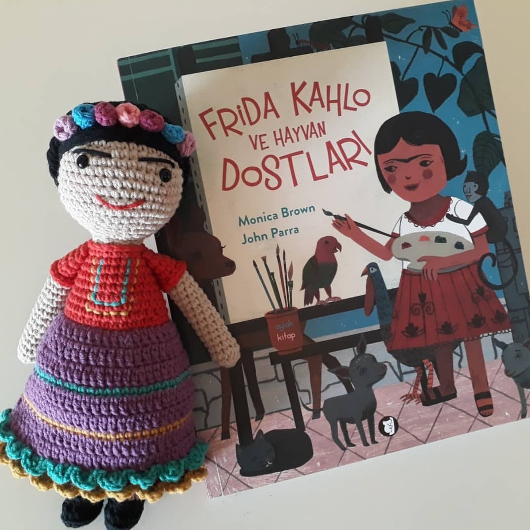 20200425_212214 Frida Kahlo ve hayvan dostları