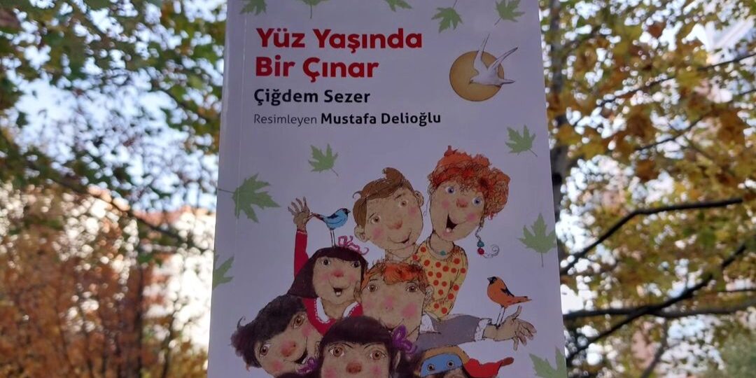 YÜZ YAŞINDA BİR ÇINAR